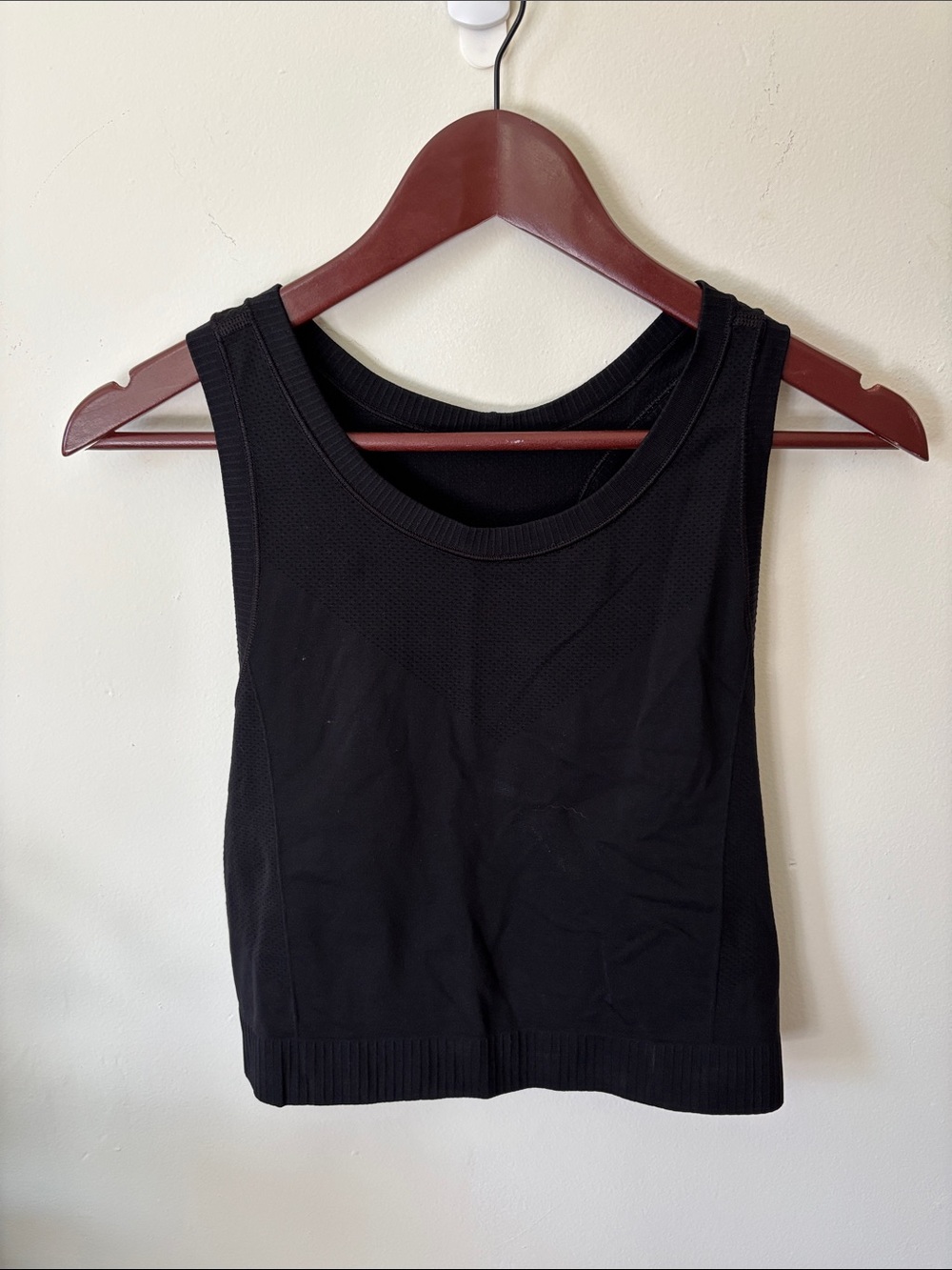 Old Navy Black Ribbed Cropped Tank